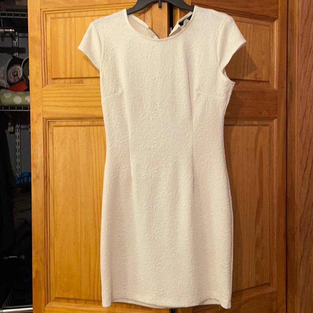 White Rose Embossed Form Fitting Dress by B. Smart Size 11/12